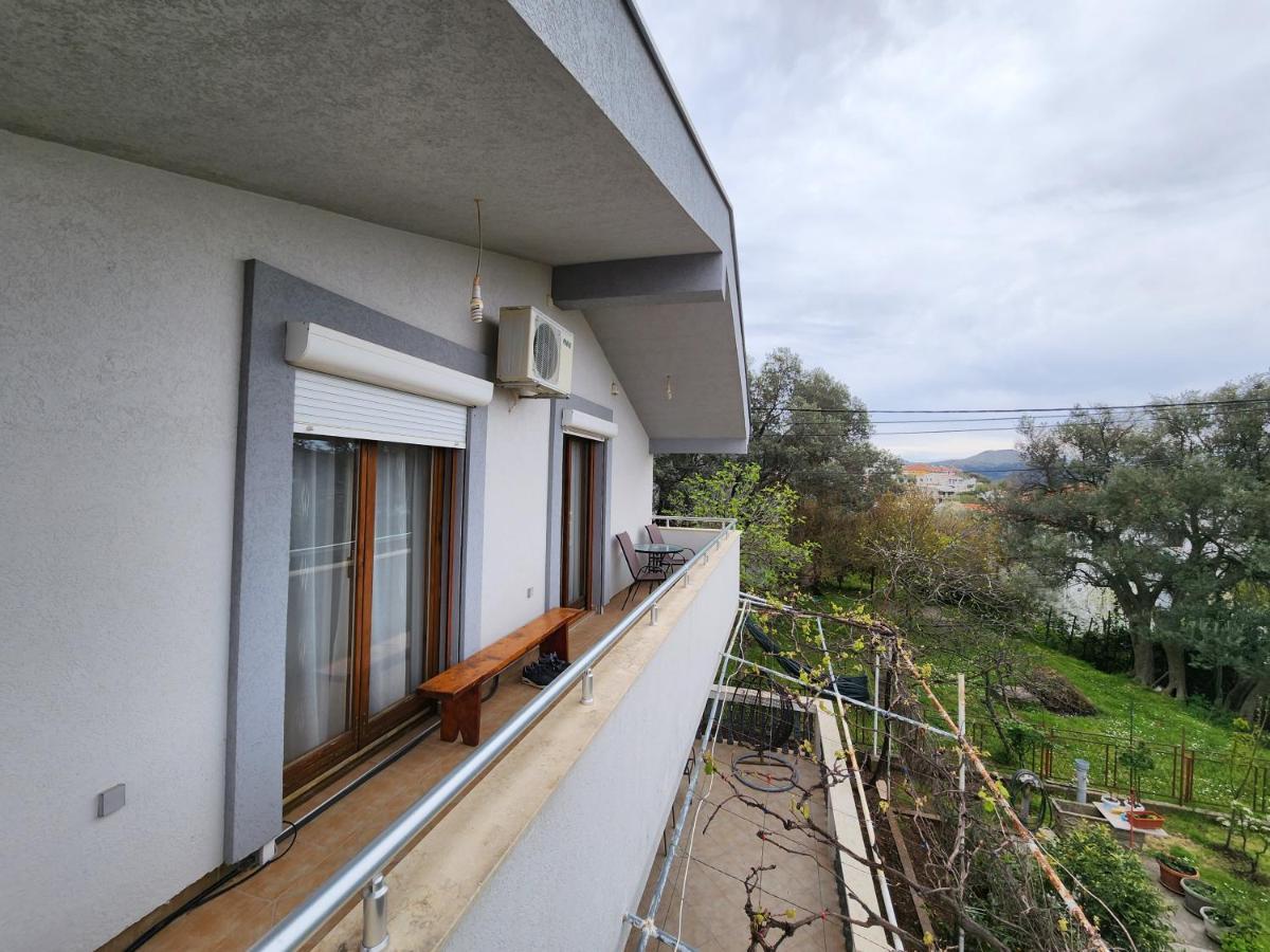 Apartment Dukic بار المظهر الخارجي الصورة